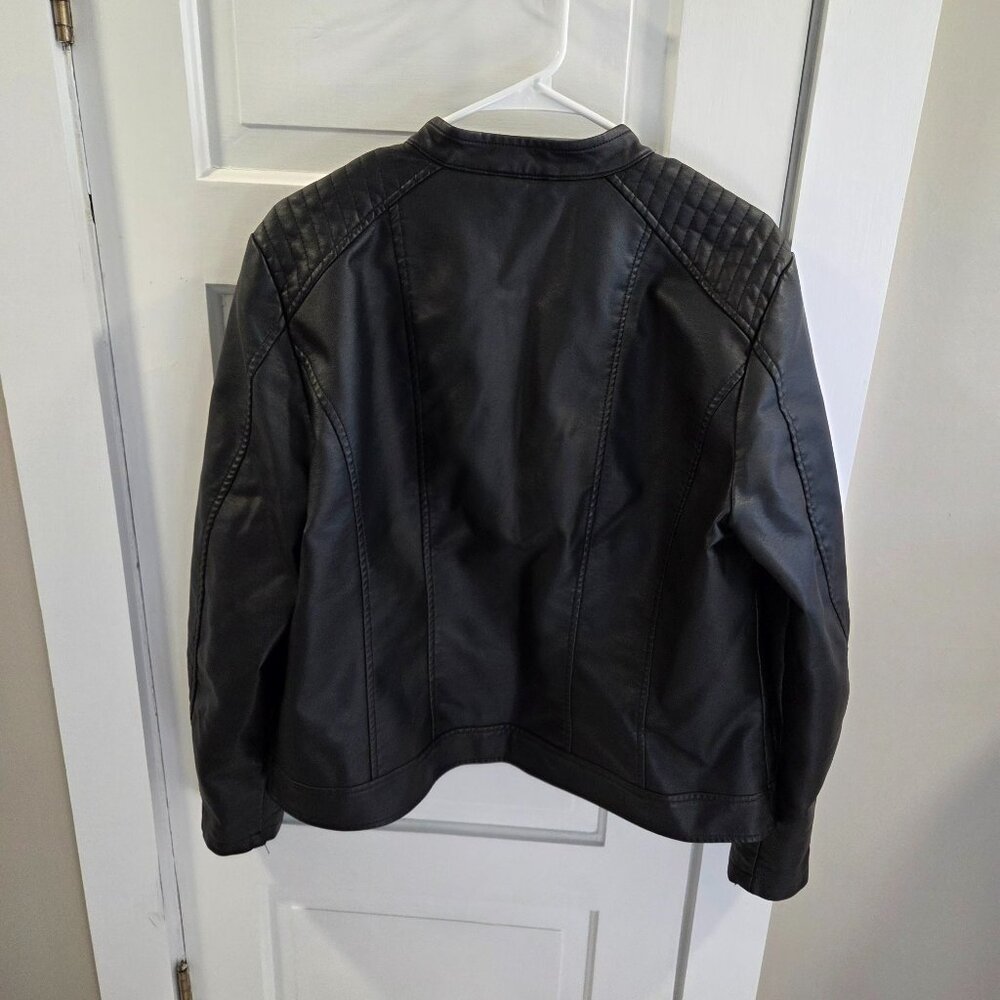 Women's Faux Leather Jacket Size XXL